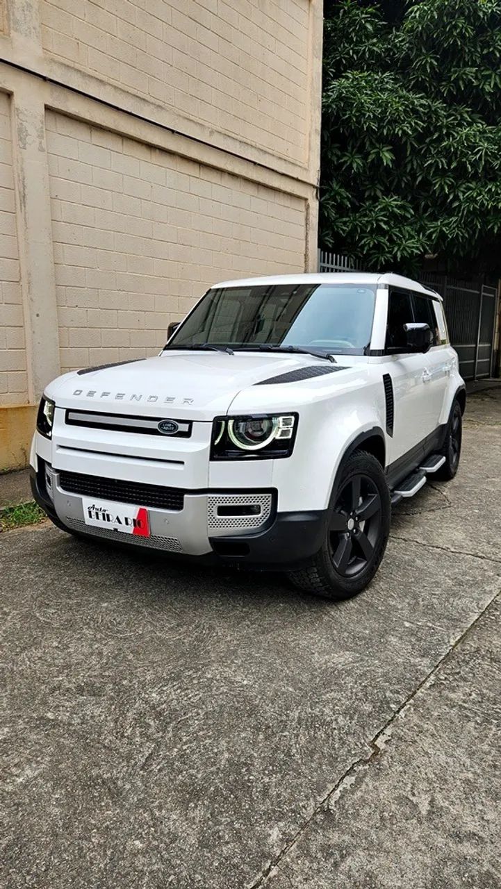 Land Rover Defender 2023