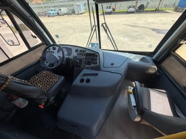 Micro Ônibus Agrale Maxibus Astor Modelo 2014 com Ar - Foto 5