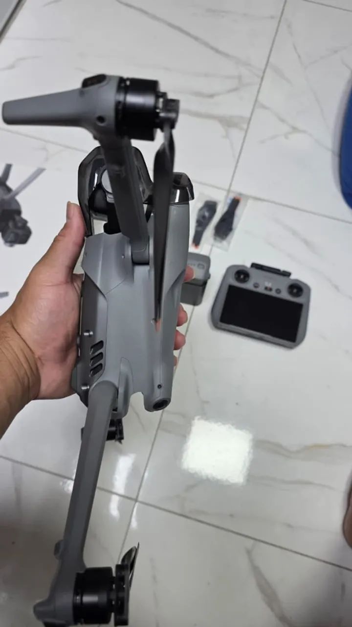 Drone DJI Air3 combo Fly More - Foto 4