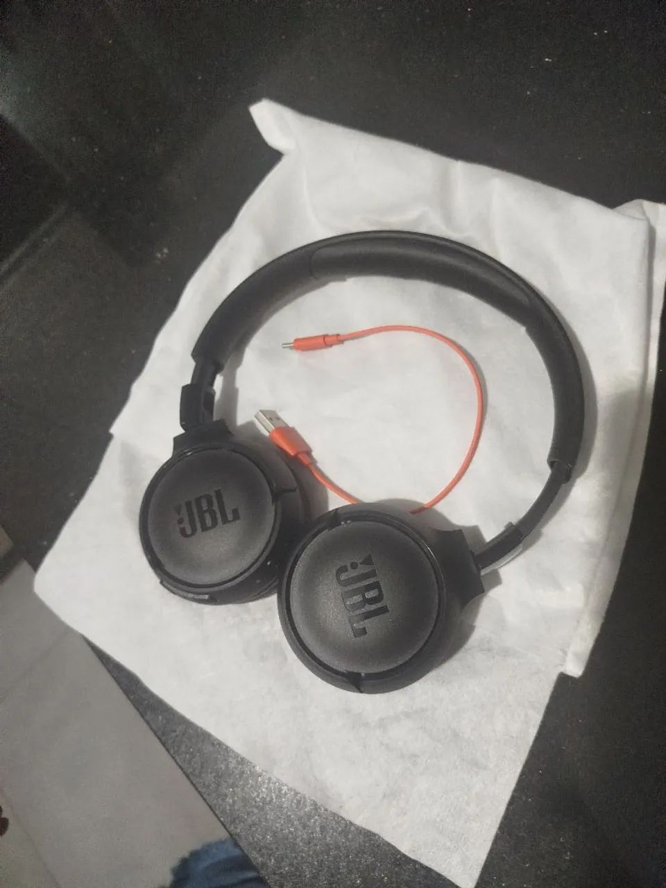 Fone jbl original 1 ano de uso  - Foto 4
