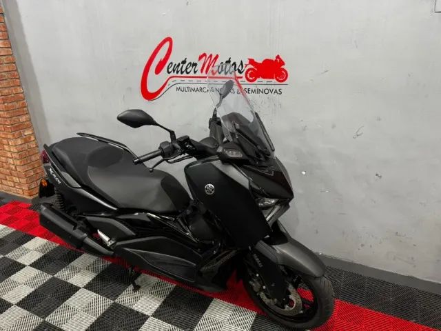YAMAHA XMAX 250 ABS CONNECTED - Foto 2