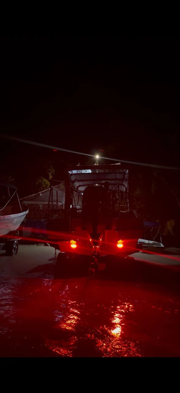 Lancha para 25 pessoas  - Foto 3