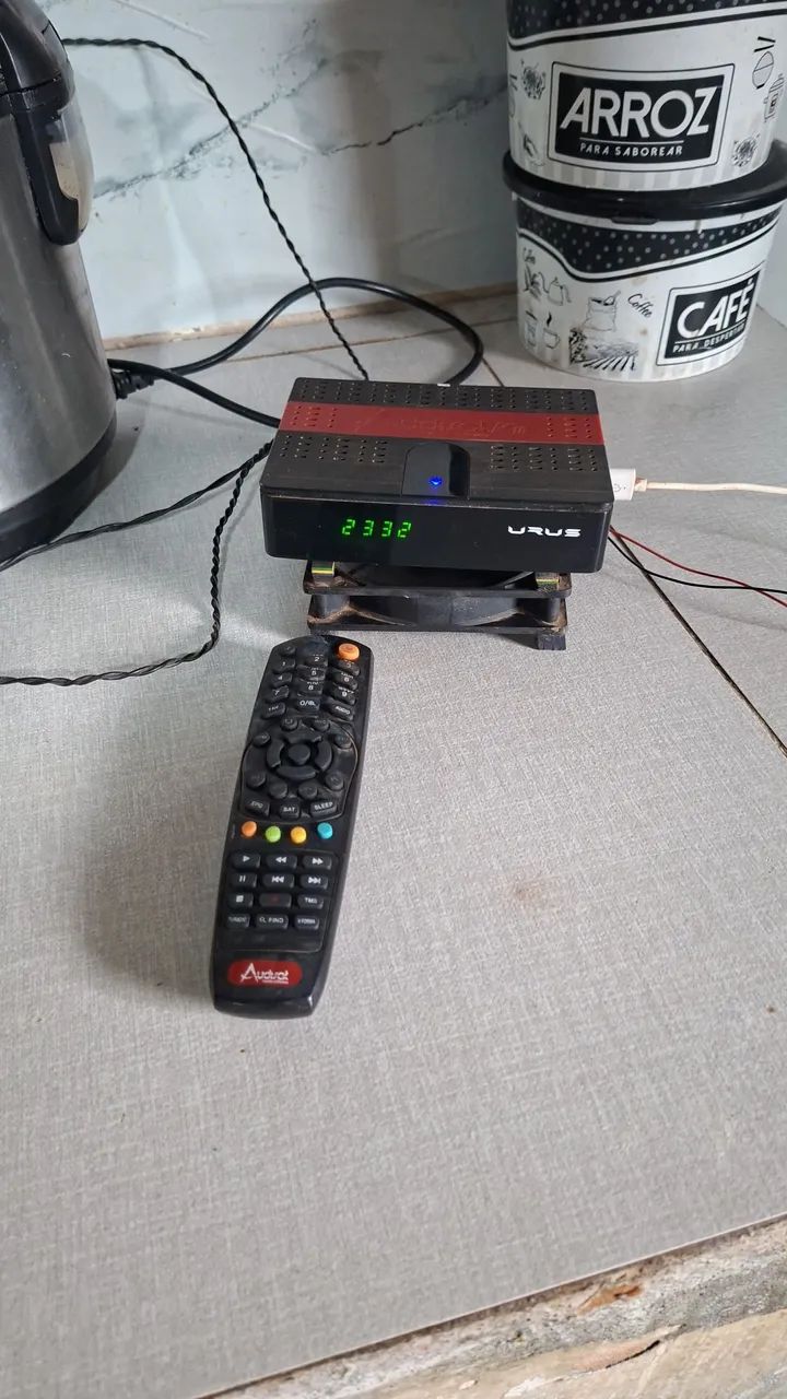 Aparelho receptor usado em excelente condições de uso,  sem nenhum defeito 