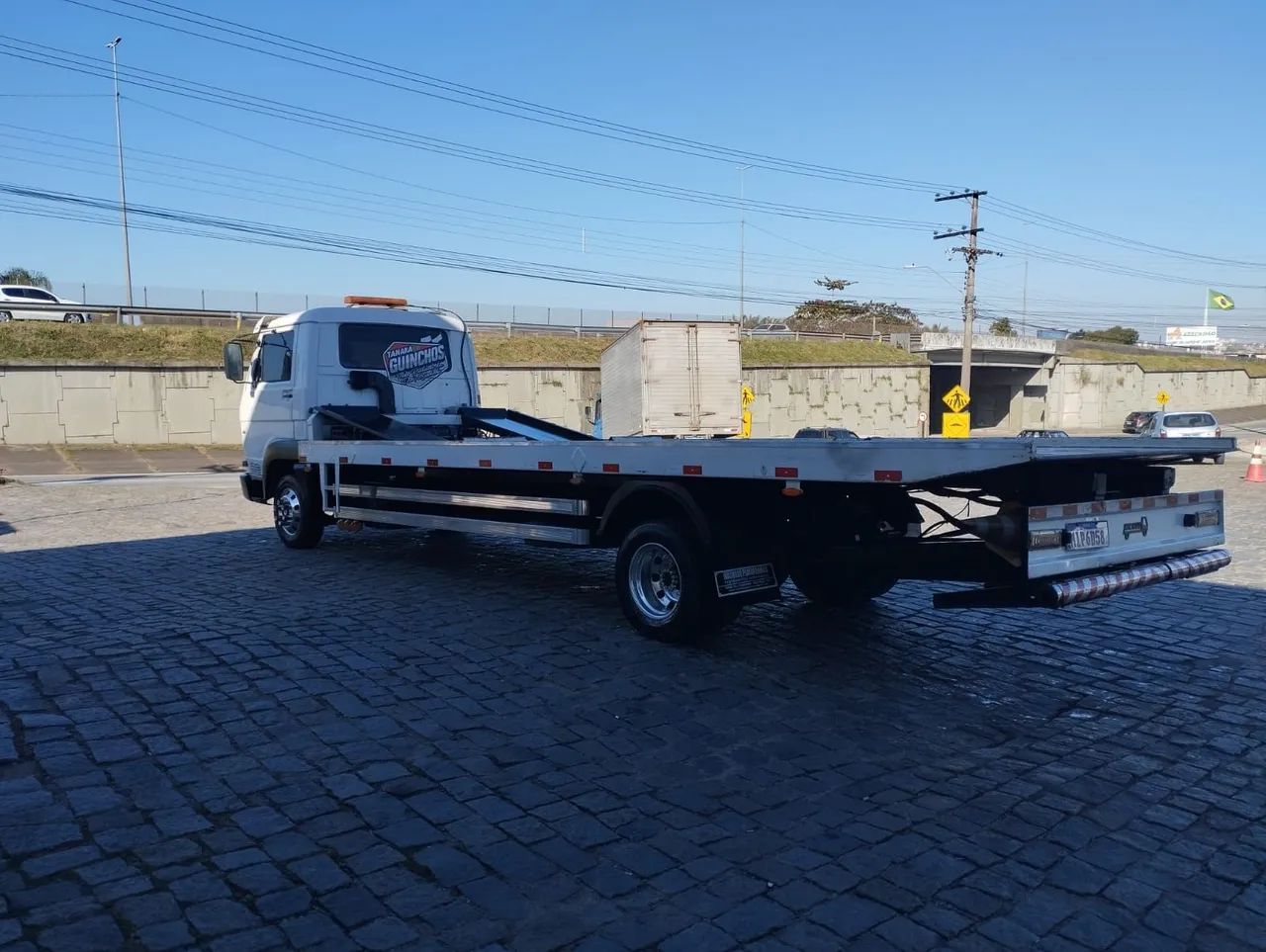 GUINCHO VW 8.150 IMPECÁVEL 