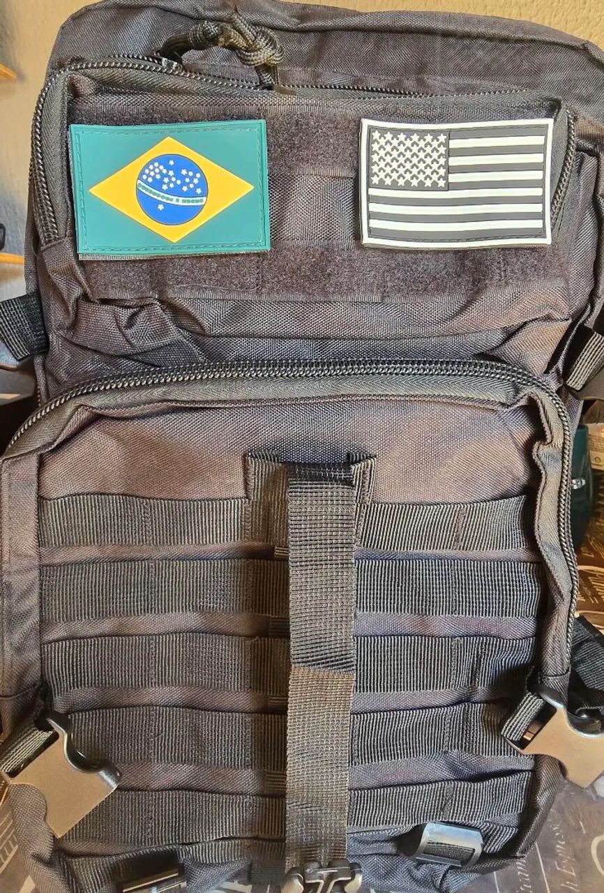 Mochila tática masculina resistente impermeável 150Litros - Foto 3
