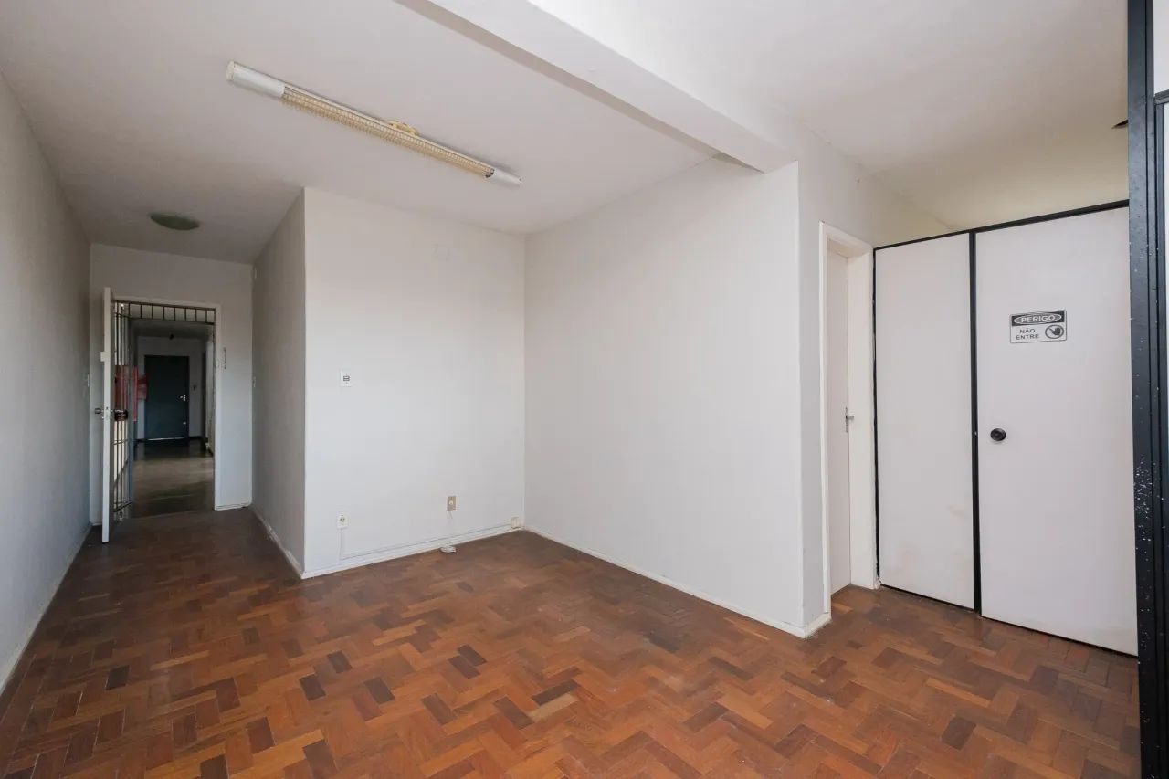 Sala Comercial para Aluguel no Centro de Pelotas RS com Excelente Localização, Espaço Func - Foto 3