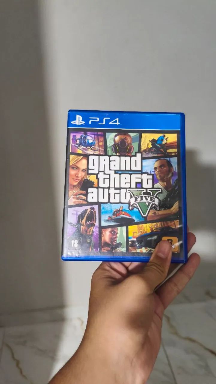 Jogo ps4/ps5 mídia física GTA 5 em perfeito estado