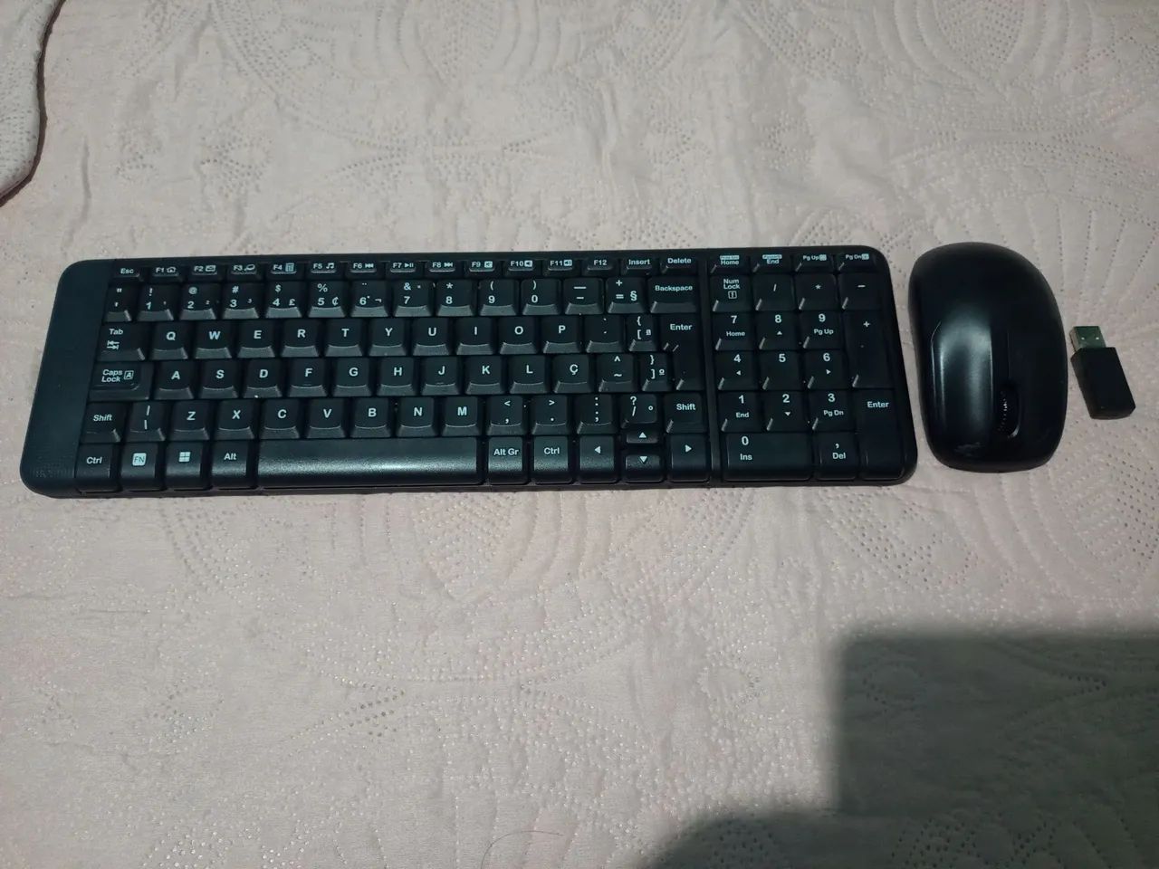 Teclado e mouse sem fio Logitech 
