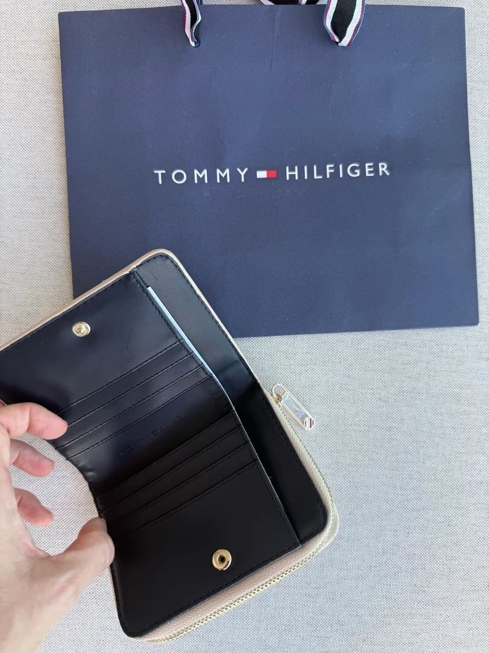 Carteira Tommy Hilfiger nova original - Foto 5