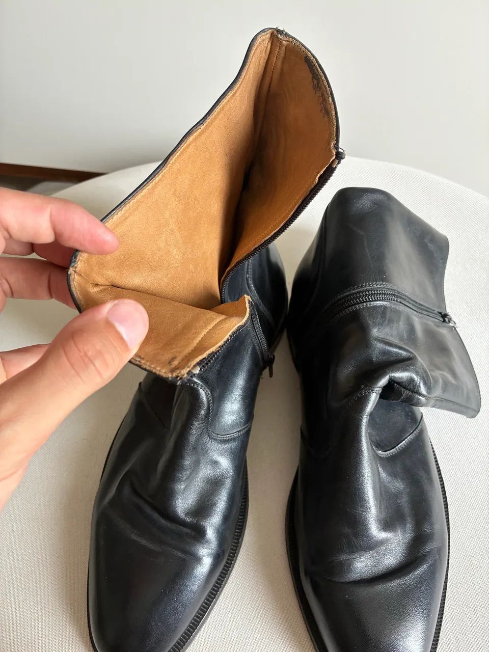 BOTAS - NORWICH SHOES -  COURO - 44 - muito bem conservadas - Foto 2