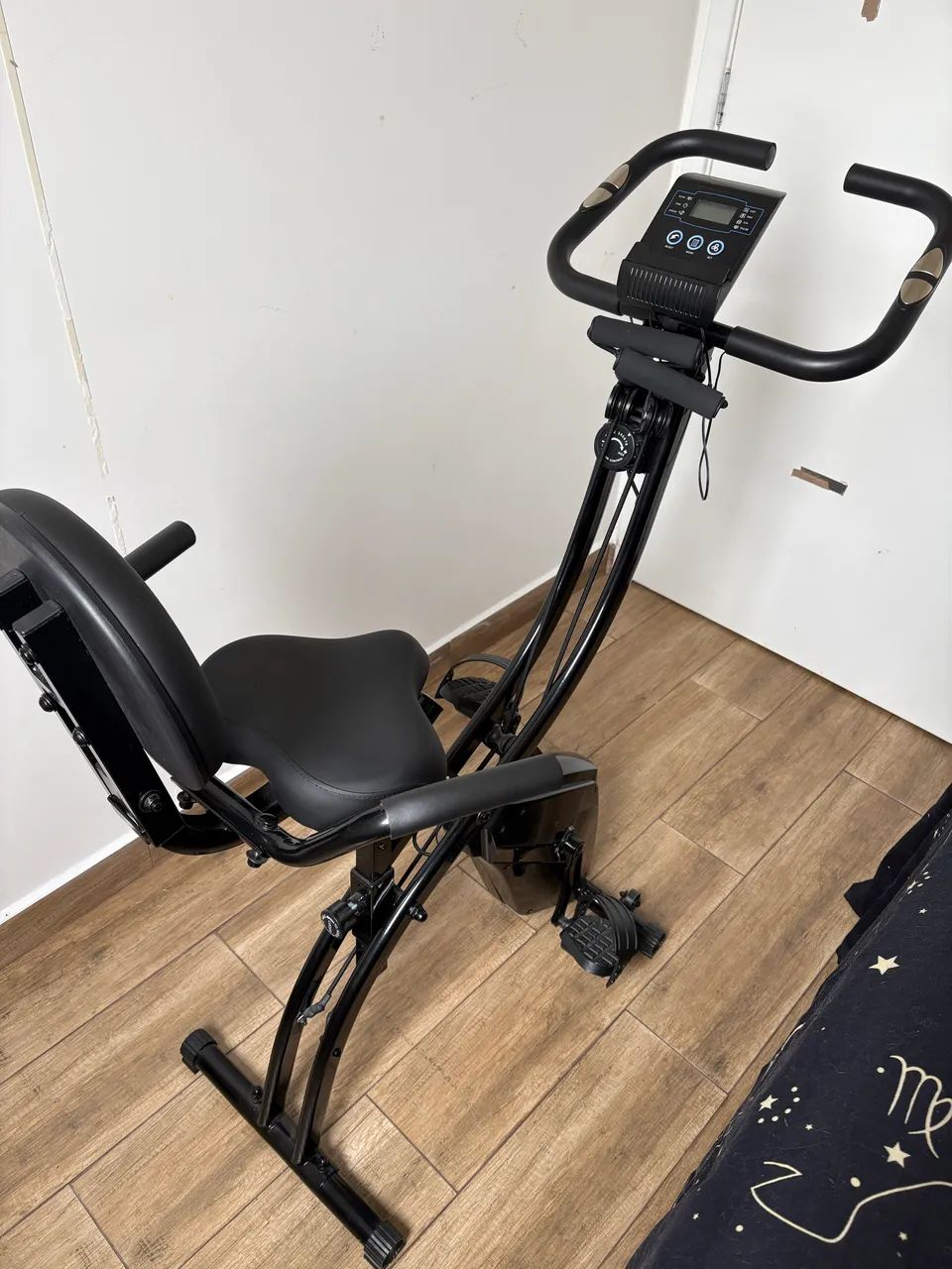 BIcicleta ergométrica dobrável seminova - Foto 2