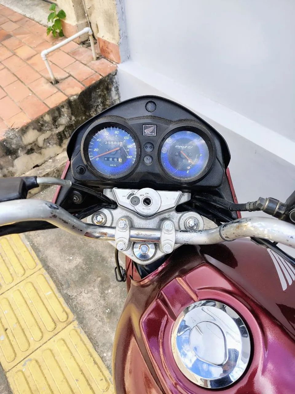 Titan 150 esd  - Foto 3