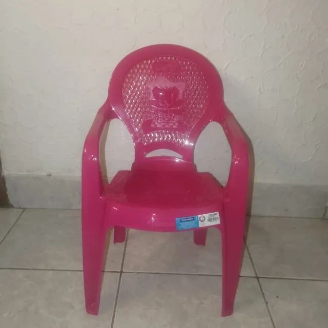 Cadeirinha de praia infantil, rosa, estampada feminina.