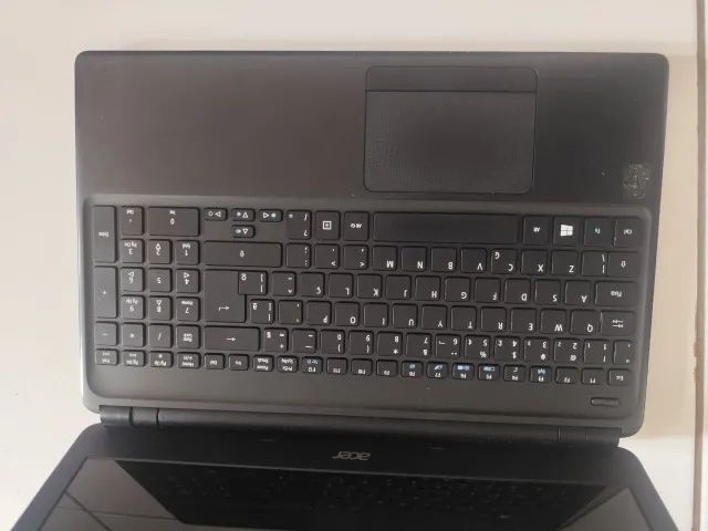 Notebook Acer E1-572-6 para conserto ou retirada de peças  - Foto 3