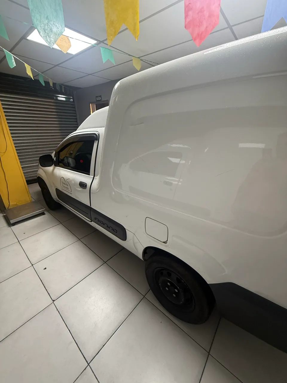 Fiat Fiorino Fiorino Furgão Work. HARD 1.4 Flex 8V 2p 2017