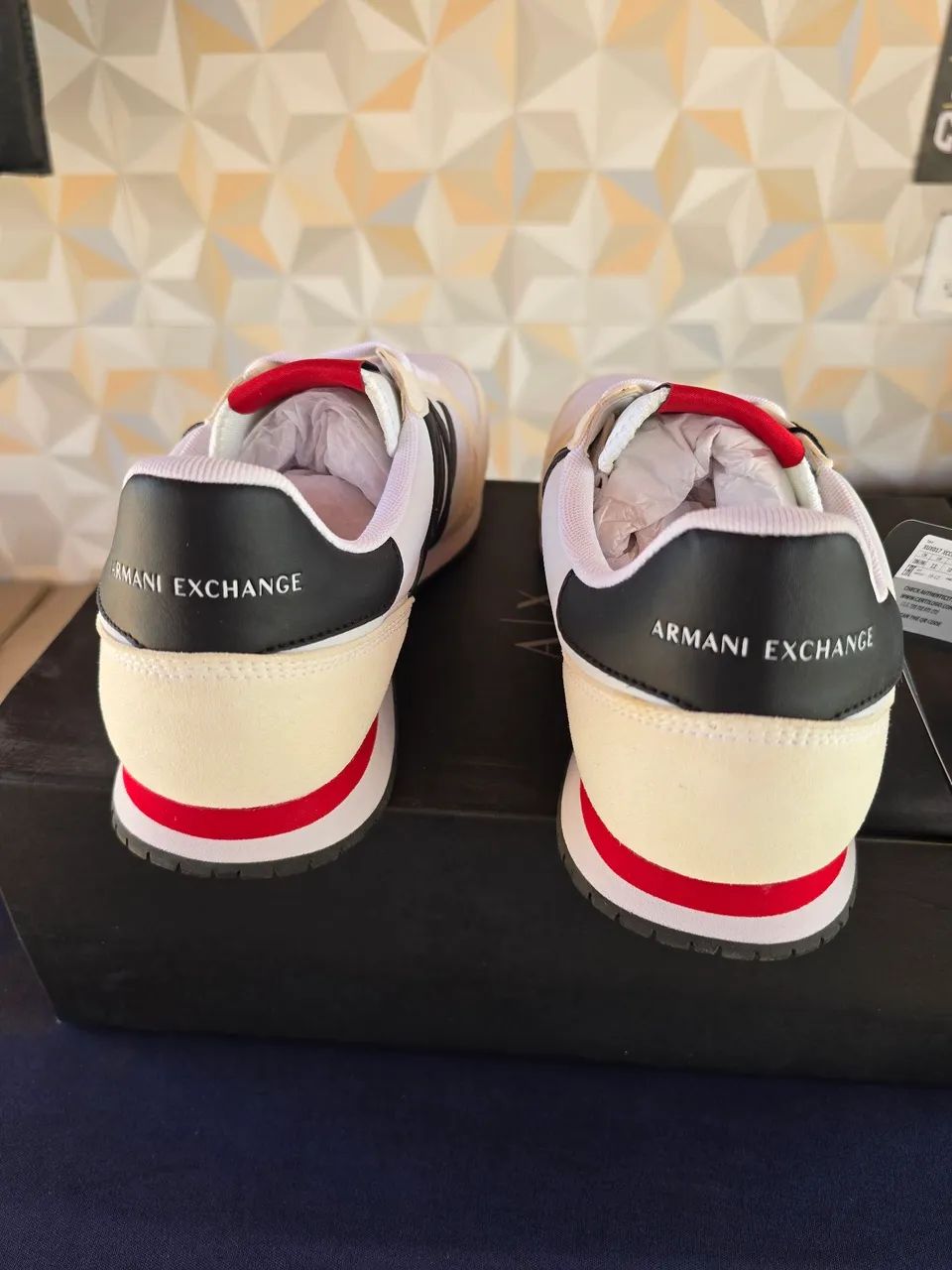 Tênis de Couro com Recorte AX Branco Armani Exchange - Calçados
