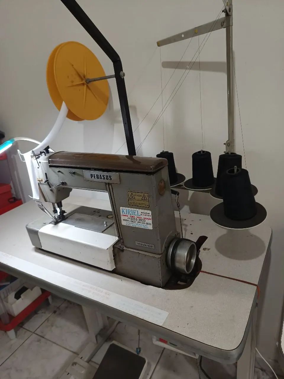 Máquina de costura ombro a ombro  - Foto 3
