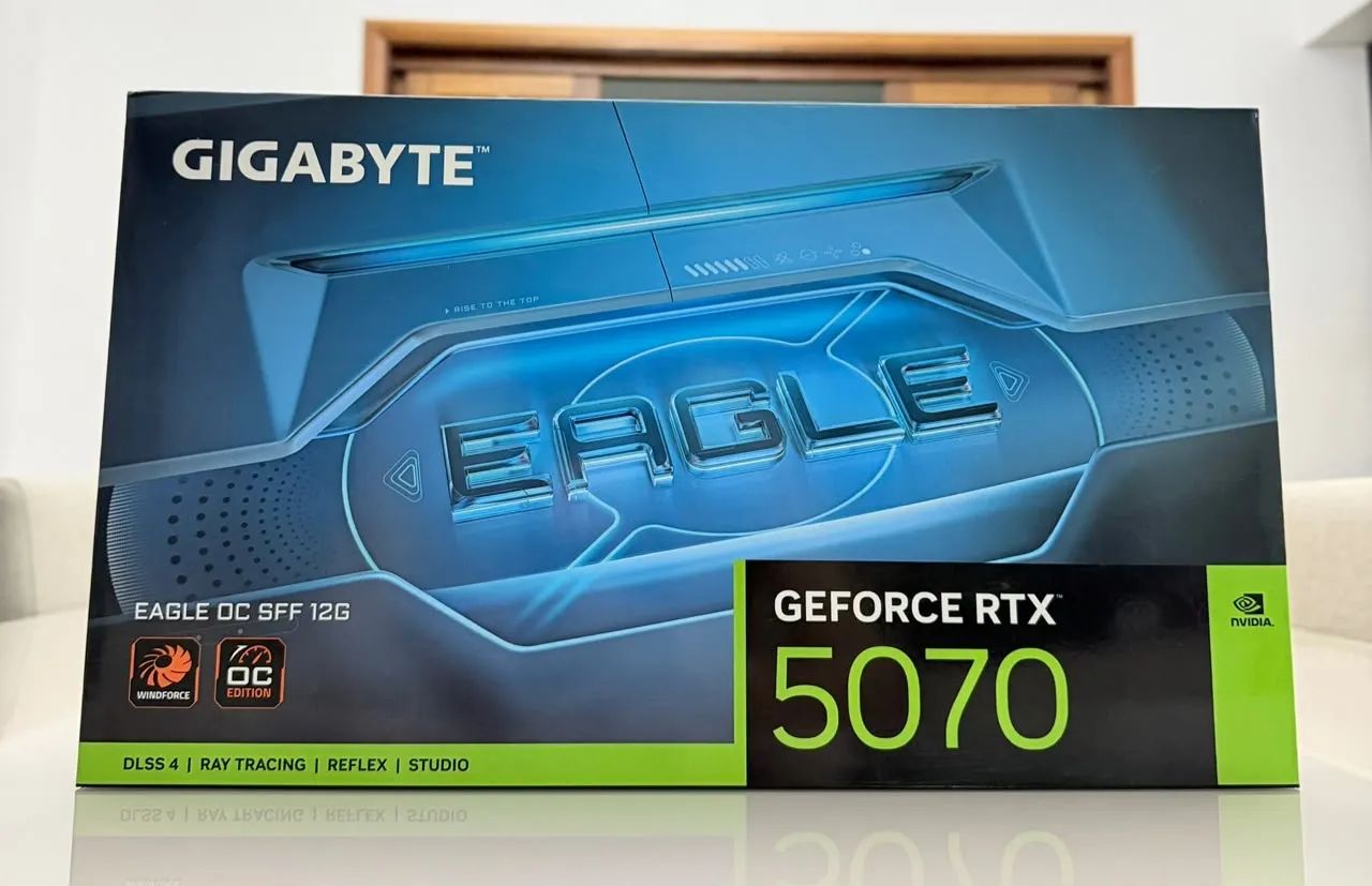Placa de vídeo GeForce RTX 5070 EAGLE OC 