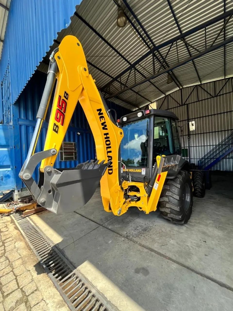 Retro Escavadeira New Holland B95B - Foto 5