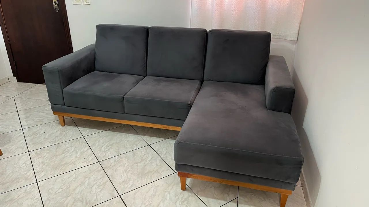 Sofá 3 lugares com chaise cinza  - Foto 3