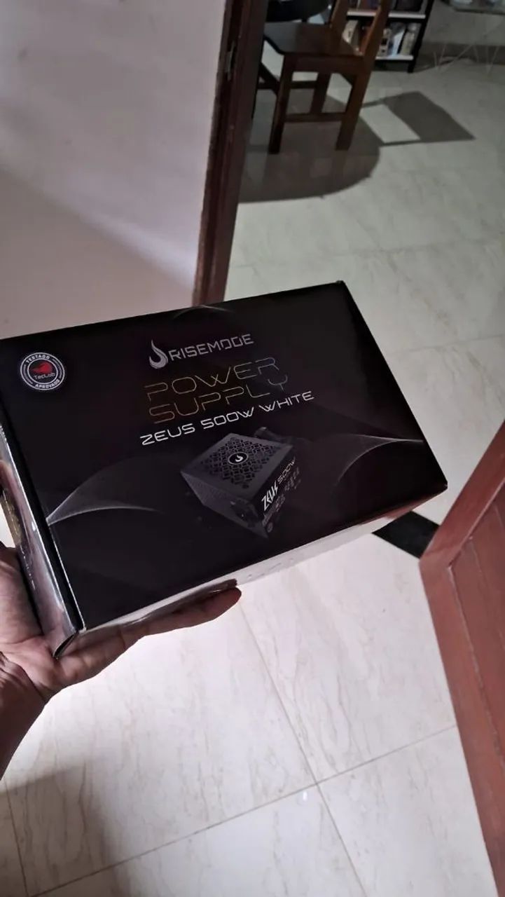 Fonte Rise Mode Zeus 500w nunca usada