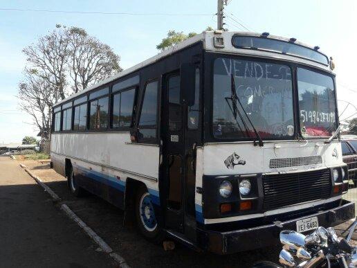 Ônibus comercial