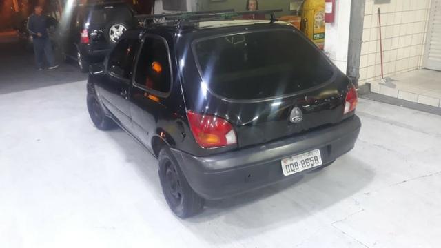 Carro Ford Fiesta 2001 - Foto 4