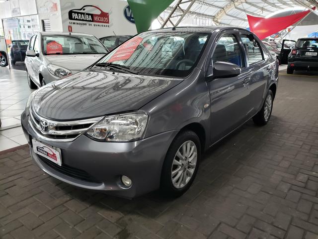 Etios sedan 1.5 XLS 2014 com couro - Foto 2