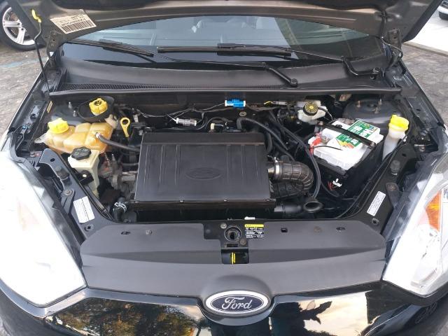 Fiesta sedan 1.6 2013 - Foto 10
