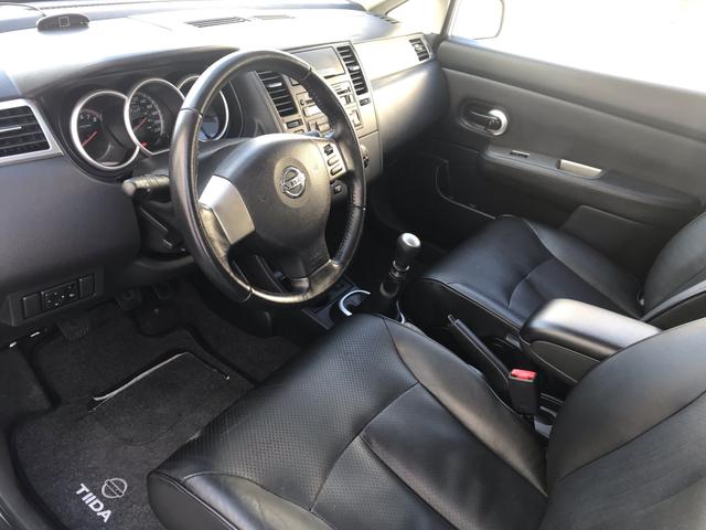 Nissan Tiida SL 1.8 2010/2011 Câmbio manual - Foto 7