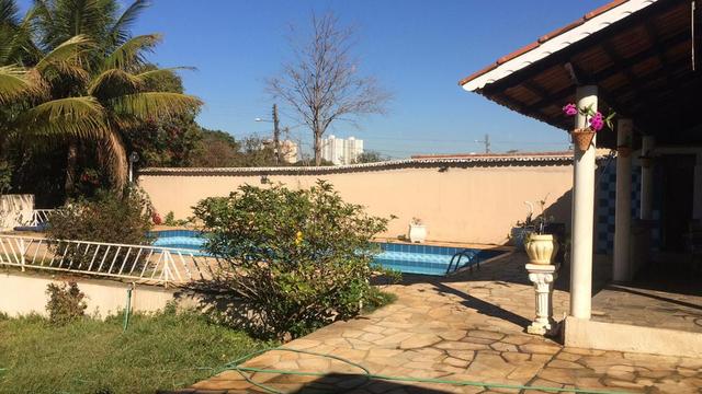 Vendo casa a 7 minutos do shopping buriti em Goiânia