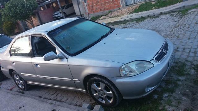 Vendo ou troco um ronda Civic completo ano 1999 1.6 banco de couro - Foto 7