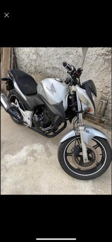 CB 300