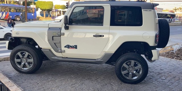 IMPERDÍVEL TROLLER 4X4 ANO 2019 COM 32 MIL KM RODADOS
