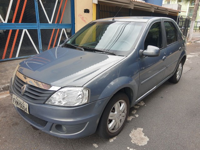VENDO OU TROCO RENAULT LOGAN AUTOMÁTICO COMPLETO FLEX
