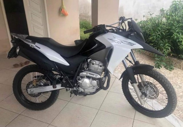 HONDA XRE 300 ANO 2016