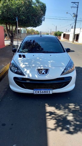 PEUGEOT 207 1.4 8V 2011.