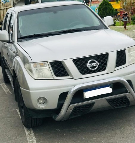 NISSAN FRONTIER XE 4X4