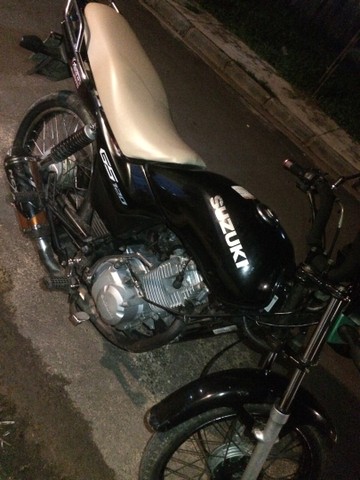 SUZUKI GS 120