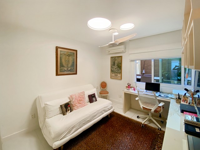 Apartamento reformado em Ipanema com espaço externo para venda - Foto 17