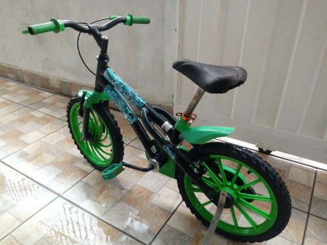 Bicicleta Aro 14 Hulk 3019 Bandeirante - Verde