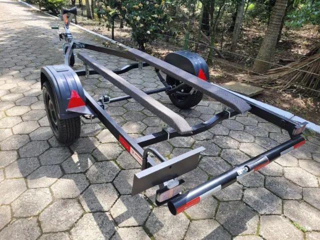 Carretinha ou Reboque para Jet Ski Boa Vista Zero Galvanizado e pintado em epoxi 0 KM - Foto 5