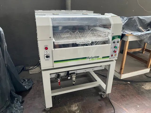 Máquina de corte e gravação a laser - Futurize 