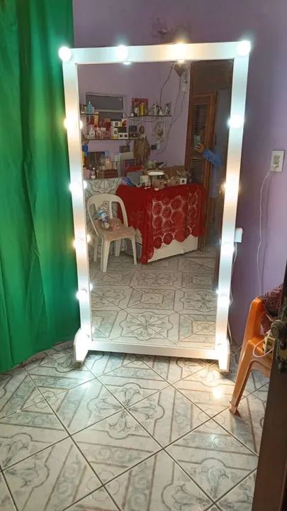 Espelho de Maquiagem com Luzes LED