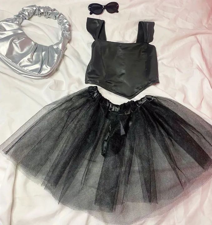 Linda saias tutu preta 