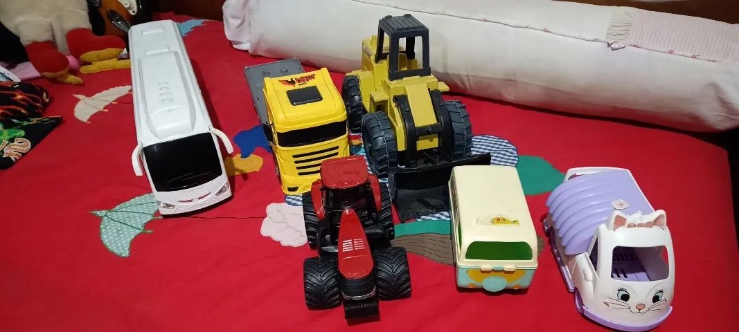 Brinquedos Veículo Coleção Vários Modelos 