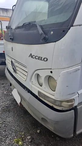 Mb 915 c. No chassi. Ano 2011.   