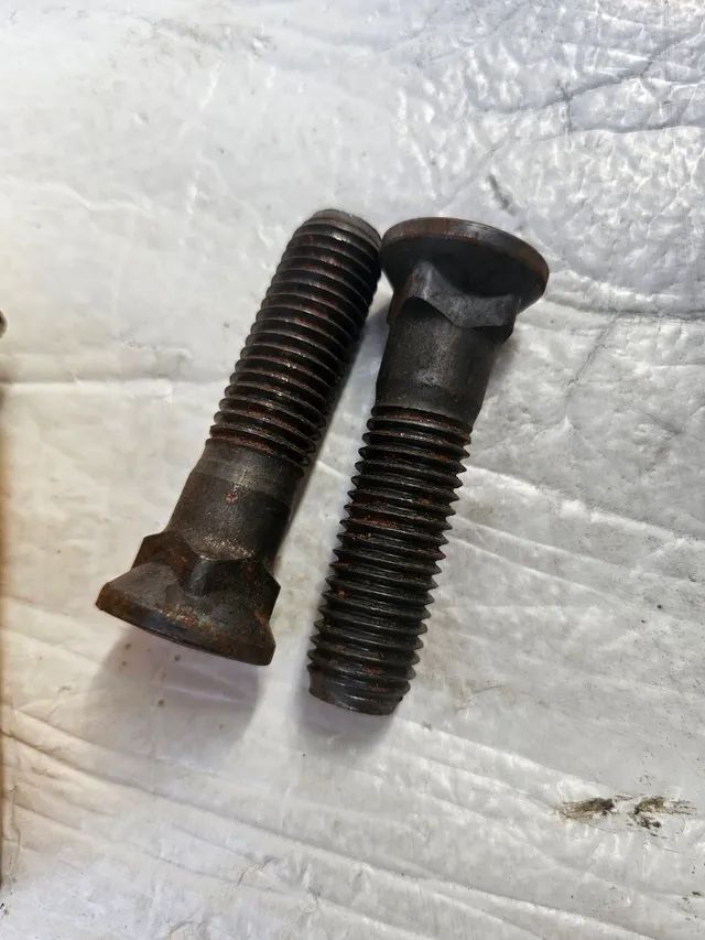 Escavadeira motoniveladora caterpillar parafuso novo original 1J6762 - Foto 3