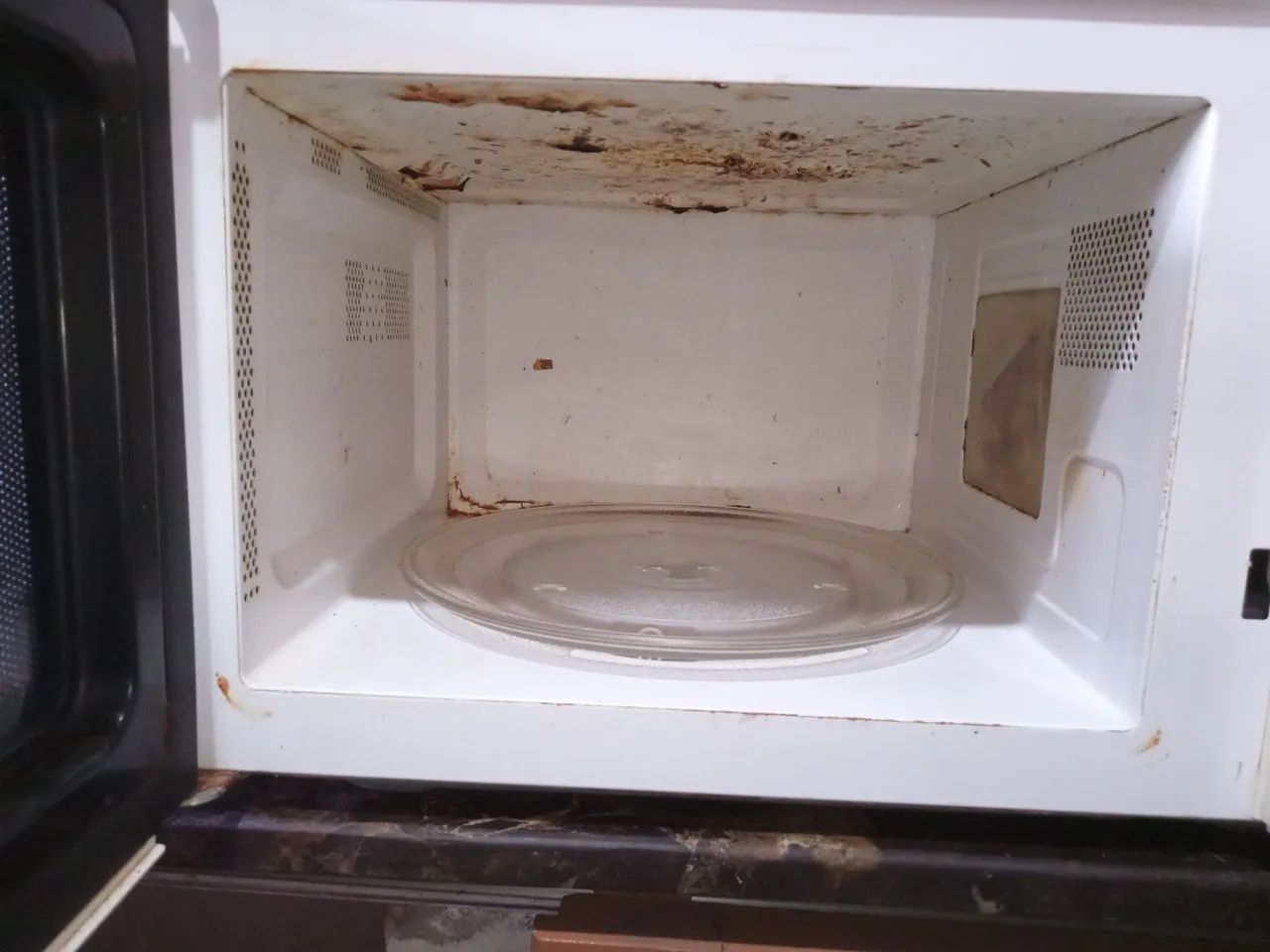 Micro-ondas Continental - 127V funcionando - Foto 3