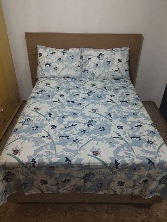 Jogo de Cama Casal Floral + Tapete Bolinhas 